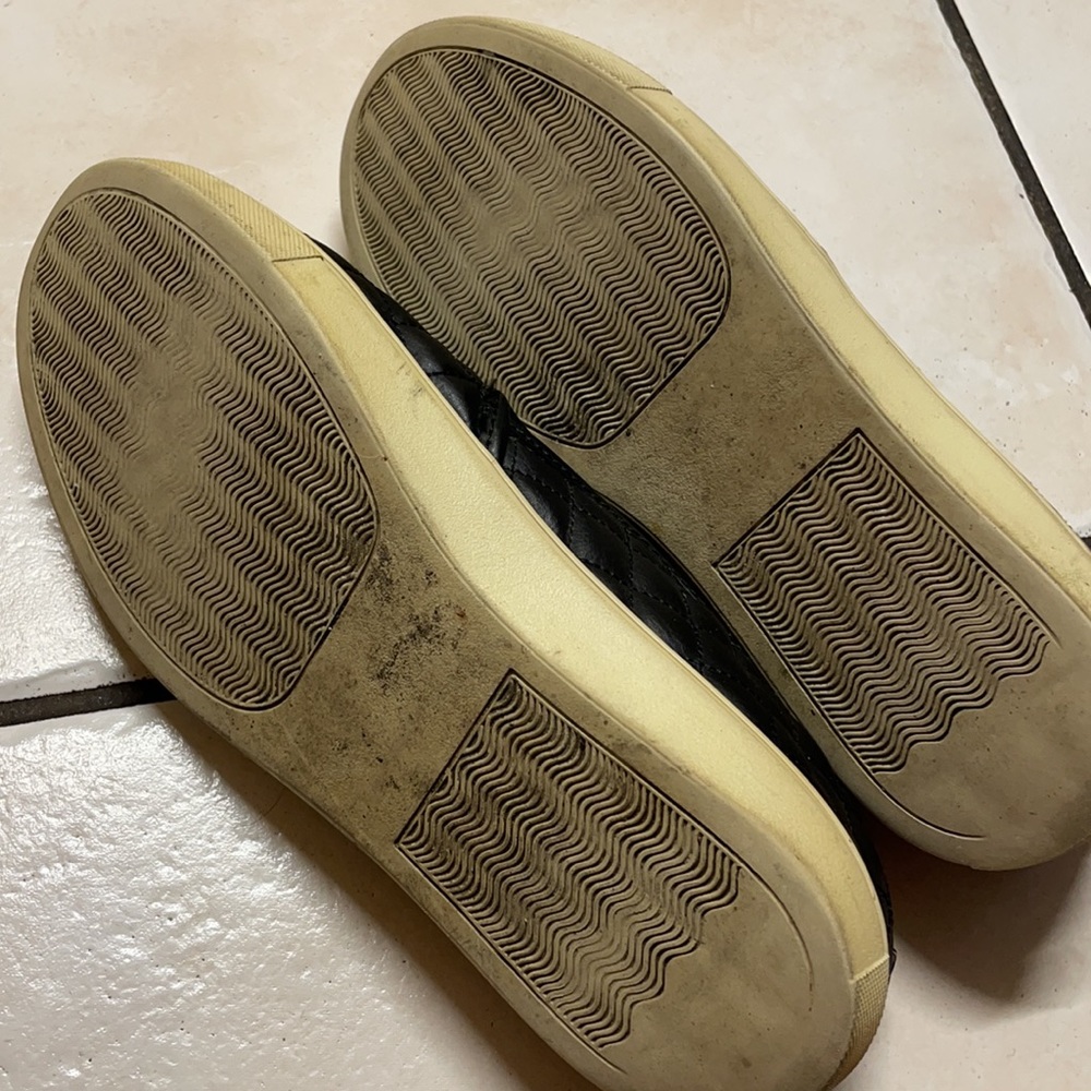 Shoes - Picture 5 of 5